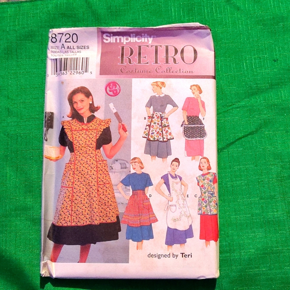 Retro 1999 Simplicity costume collection pattern